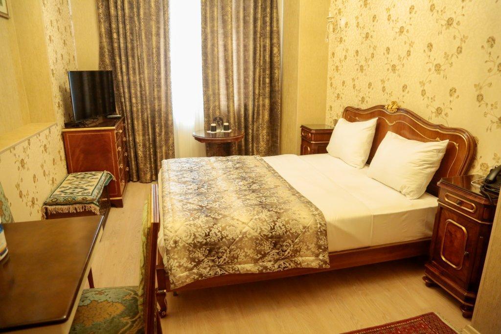 באקו Chambers Old City Hotel מראה חיצוני תמונה