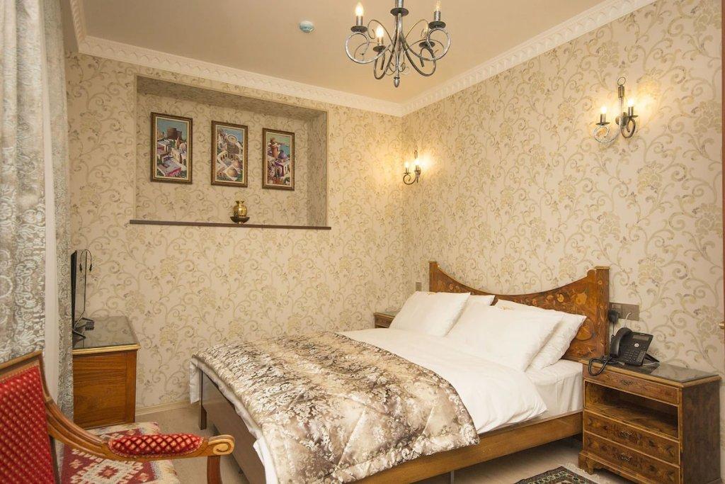 באקו Chambers Old City Hotel מראה חיצוני תמונה