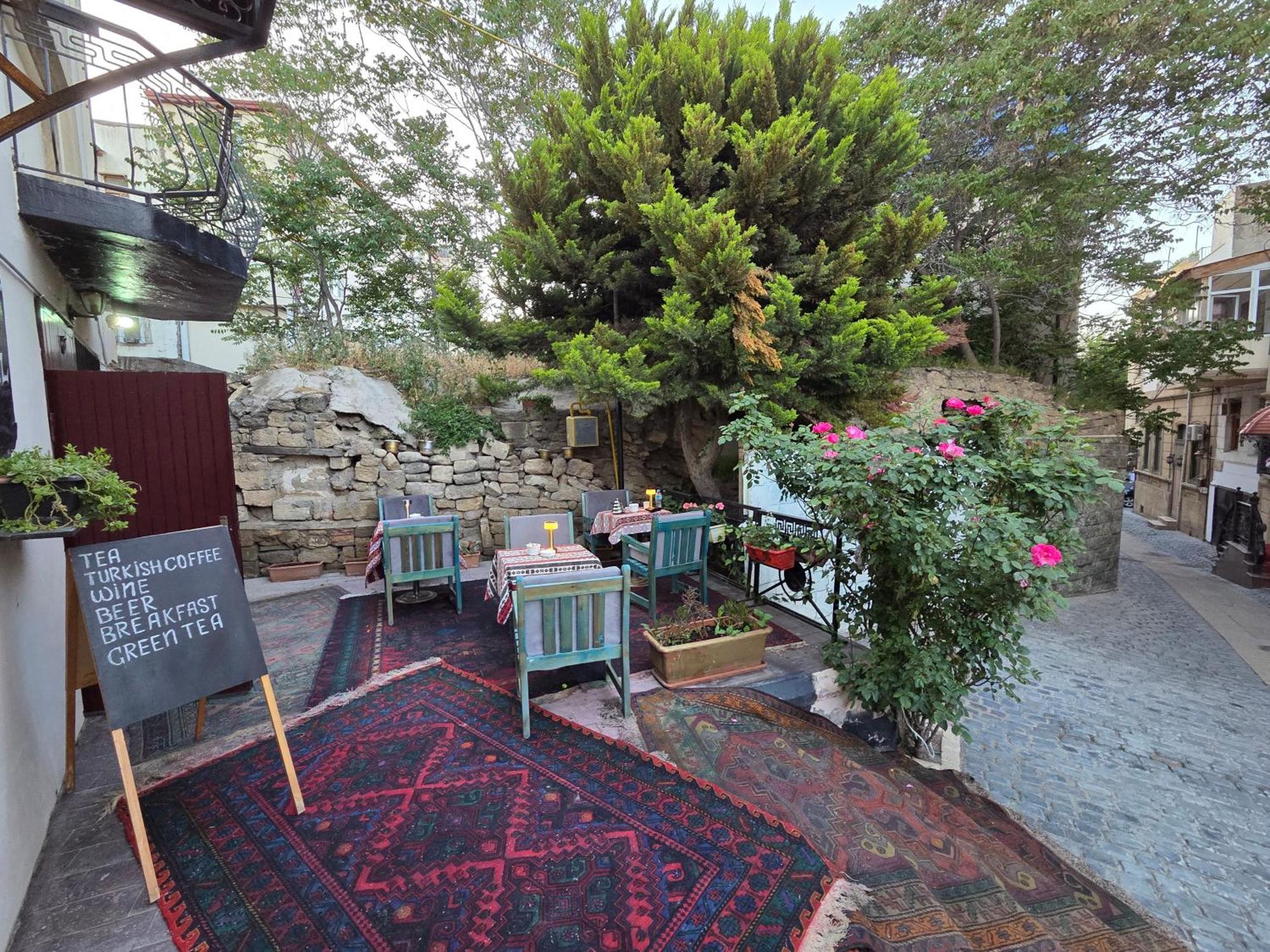 באקו Chambers Old City Hotel מראה חיצוני תמונה