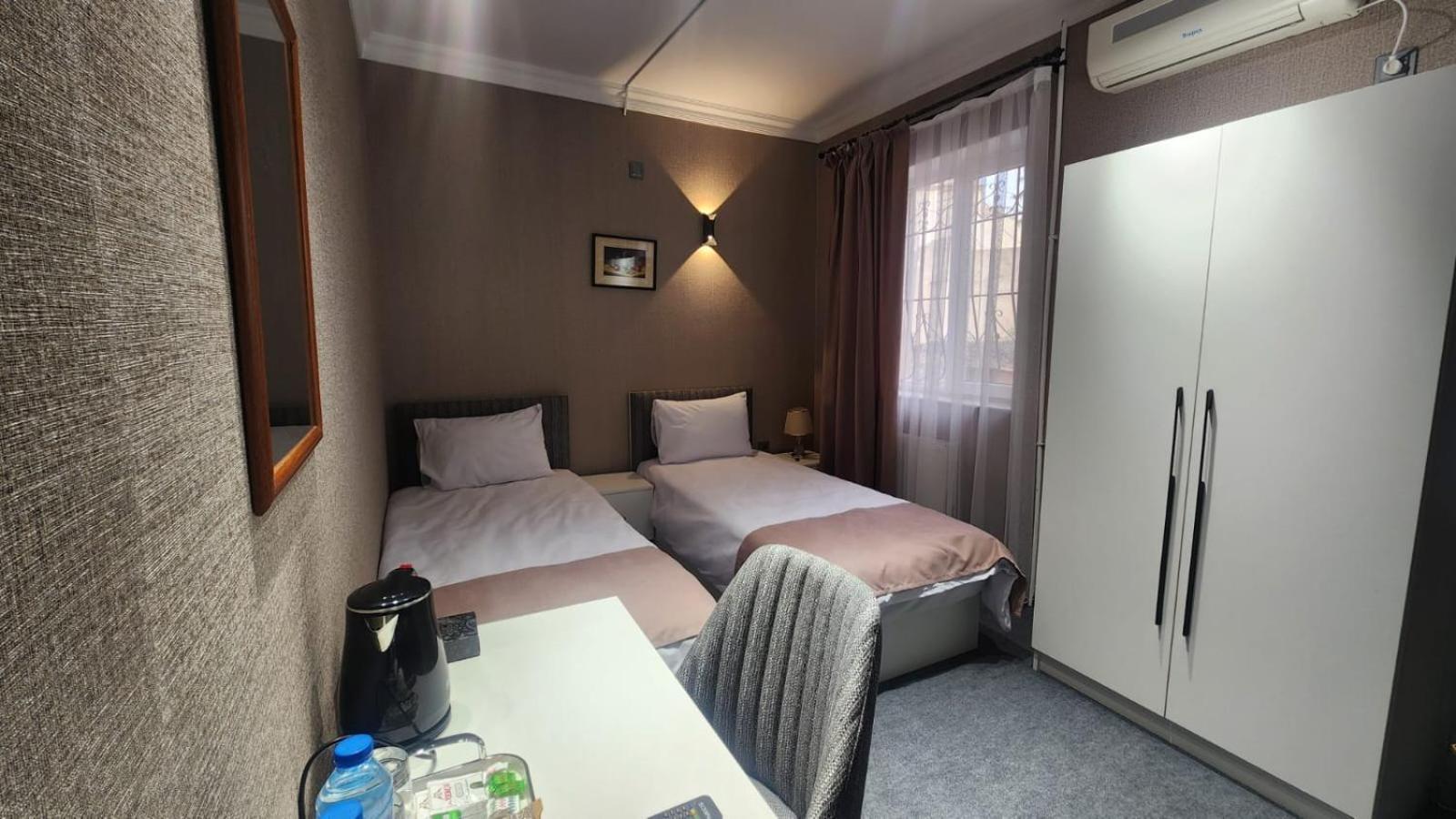 באקו Chambers Old City Hotel מראה חיצוני תמונה