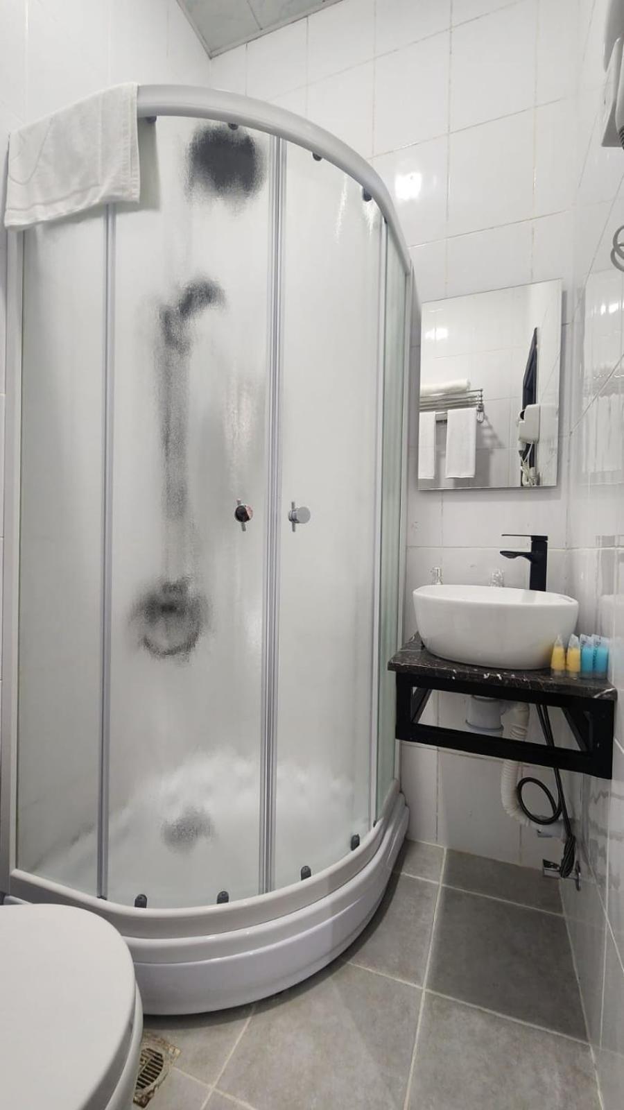 באקו Chambers Old City Hotel מראה חיצוני תמונה