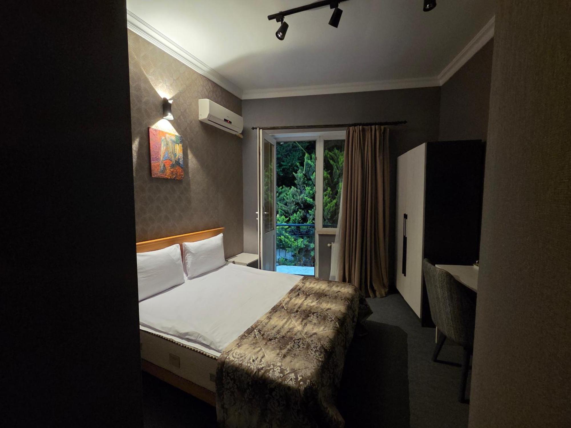 באקו Chambers Old City Hotel מראה חיצוני תמונה